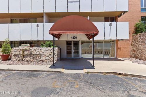 403-1800 N Stanton Street, El Paso, TX, 79902 | Card Image