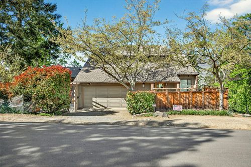 1927 Tamarack Pl, Ashland, OR, 97520-3542 | Card Image