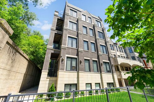 302-4101 Drexel Blvd, Chicago, IL, 60653-2815 | Card Image