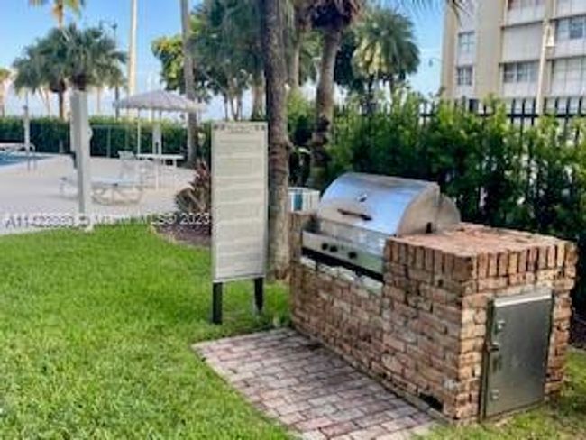 APT-216 - 1408 Brickell Bay Dr, Condo with 0 bedrooms, 1 bathrooms and null parking in Miami FL | Image 28