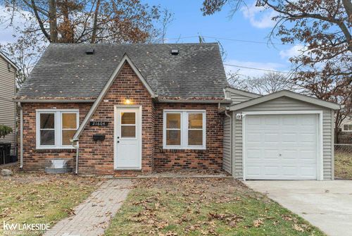 21604 Harper Lake Ave, Saint Clair Shores, MI, 48080-4031 | Card Image