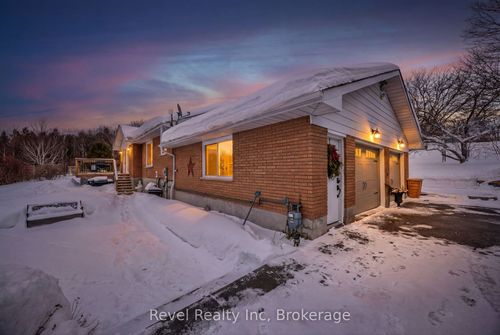 2391 Rumney Rd, Midland, ON, L4R4K3 | Card Image