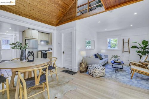 1236 Hopkins St, Berkeley, CA, 94702-1169 | Card Image