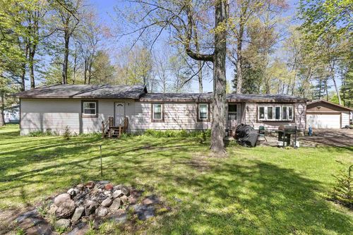 N6005 Lake Drive, WESCOTT, WI, 54166 | Card Image