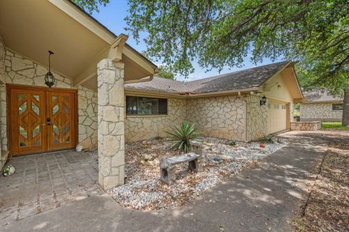 109 Sunset Cir, Burnet, TX, 78611-2936 | Card Image