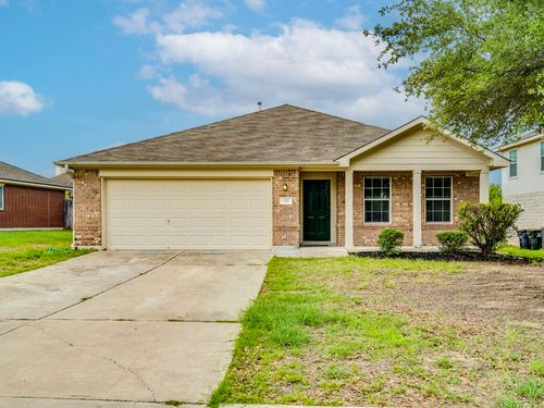 157 Maplewood S, Kyle, TX, 78640-5267 | Card Image