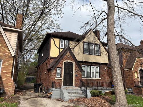 16149 Northlawn St, Detroit, MI, 48221-2949 | Card Image