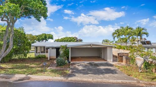 2093 Aaniu Loop, Pearl City`, HI, 96782-1313 | Card Image