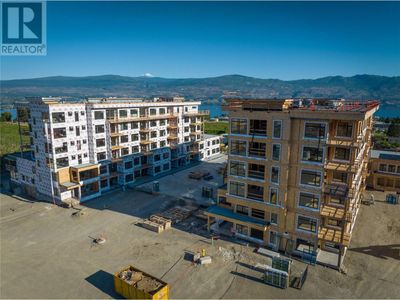 209 - 2750 Olalla Rd, Condo with 2 bedrooms, 2 bathrooms and 2 parking in West Kelowna BC | Image 2