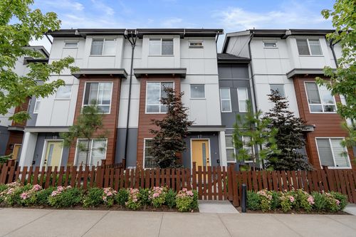 17-20155 84 Ave, Langley, BC, V2Y3R3 | Card Image