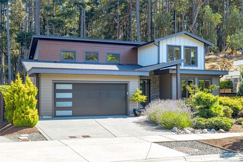 3845 Glen Oaks Dr, Nanaimo, BC, V9T0G8 | Card Image