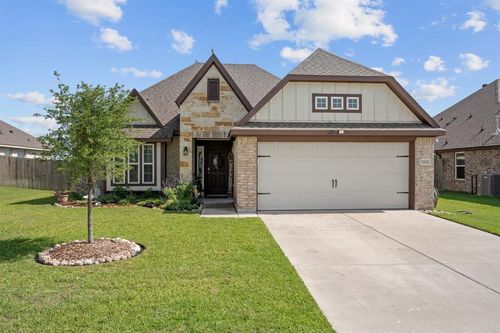 7902 Putter Place Ct, Navasota, TX, 77868-2225 | Card Image