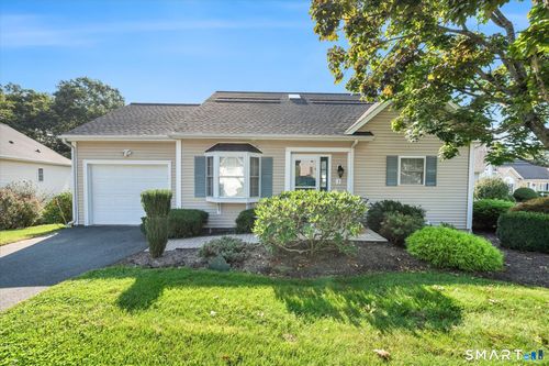 3-3 Cinnamon Ln, Portland, CT, 06480-1688 | Card Image