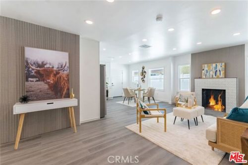 11912 Elkwood St, North Hollywood, CA, 91605-2612 | Card Image