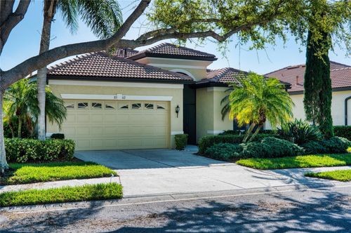8142 Stirling Falls Cir, Sarasota, FL, 34243-4208 | Card Image