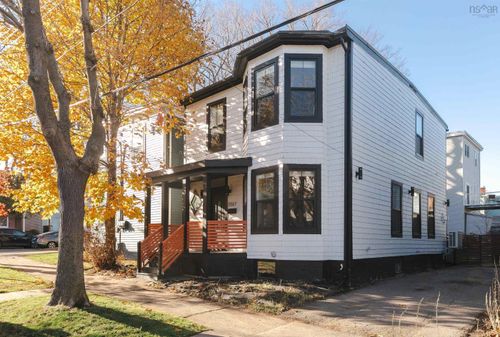 5567 Black St, Halifax, NS, B3K1P8 | Card Image