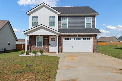 299 Dugger Dr, House other with 3 bedrooms, 2 bathrooms and 2 parking in Clarksville TN | Image 1