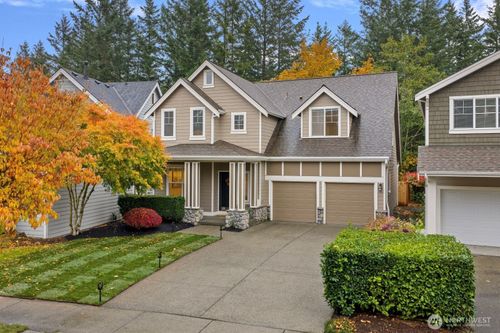 7641 Dogwood Ln Se, Snoqualmie, WA, 98065-9733 | Card Image
