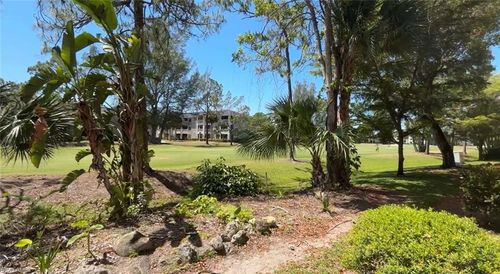 apt-101-180 Turtle Lake Ct, NAPLES, FL, 34105-2316 | Card Image