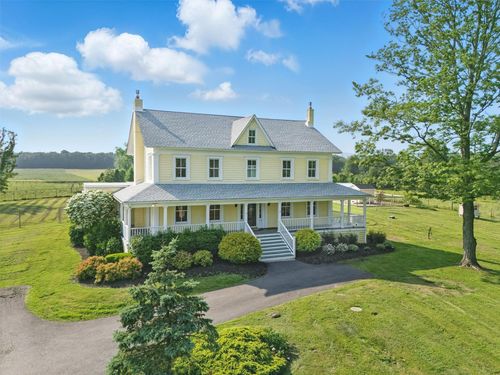 1392 Albany Post Rd, Gardiner, NY, 12525-5541 | Card Image