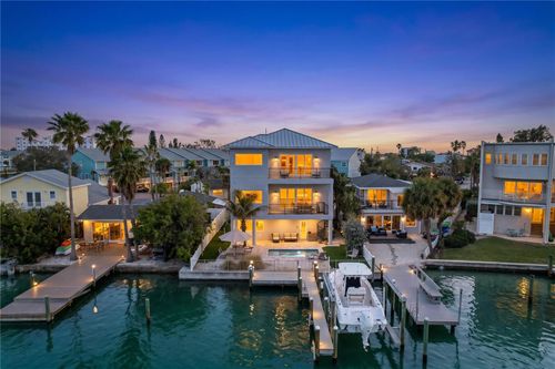 306 Bay Plz, TREASURE ISLAND, FL, 33706-3412 | Card Image