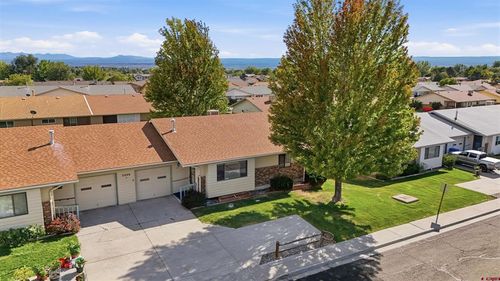 a-2048 Winston Way, Montrose, CO, 81401-5582 | Card Image