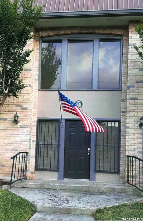 apt-49g-8915 Datapoint Dr, San Antonio, TX, 78229-2547 | Card Image