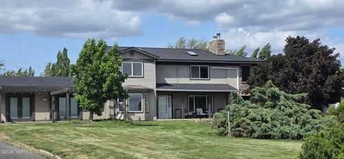 8601 Scenic Dr, Yakima, WA, 98908-1078 | Card Image