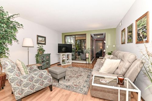 404-7941 S 68th Street, Franklin, WI, 53132 | Card Image