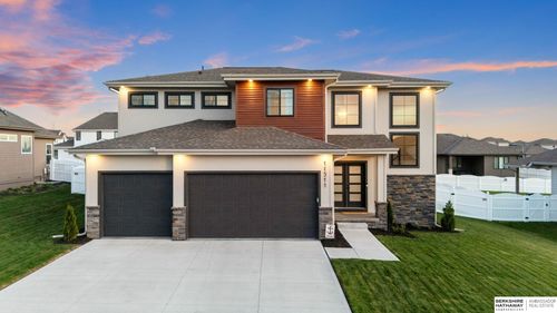 11511 Cooper St, Papillion, NE, 68046-5011 | Card Image