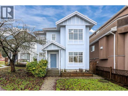 2988 School Ave, Vancouver, BC, V5R5M5 | Card Image