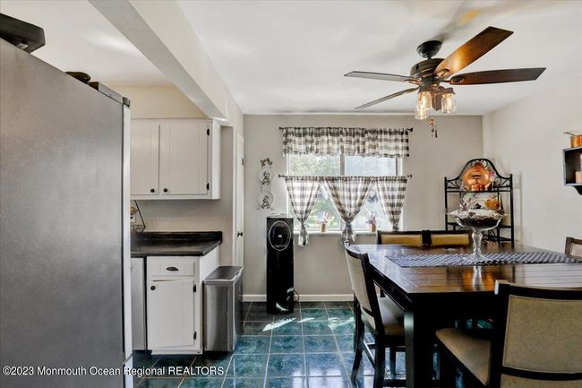 367 Middlewood Rd, Condo with 3 bedrooms, 3 bathrooms and null parking in Middletown NJ | Image 6
