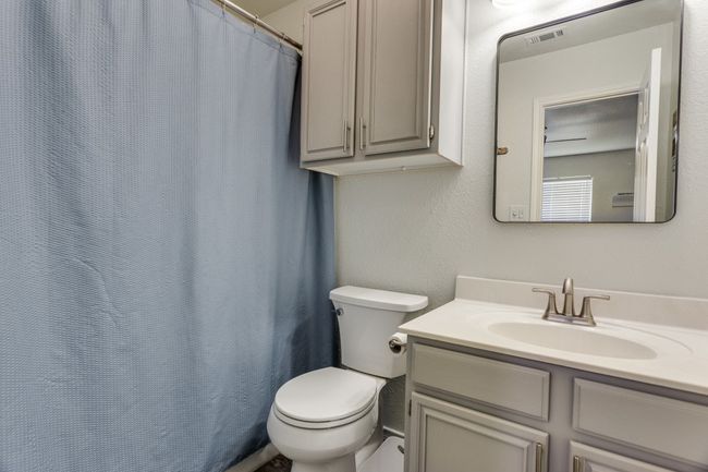 Primary ensuite | Image 11