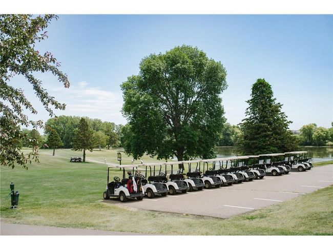 Located in close proximity to great golf courses. | Image 23