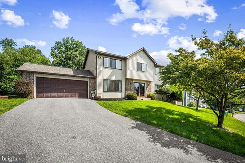 12 Oak Hill Ct, OWINGS MILLS, MD, 21117-1421 | Card Image
