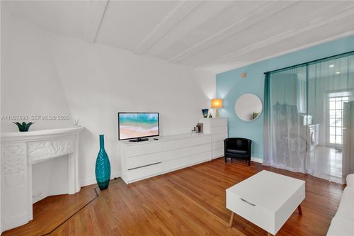 apt-2-439 15th St, Miami Beach, FL, 33139-7911 | Card Image
