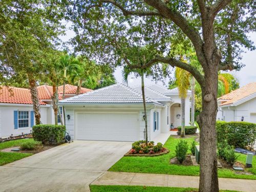 2036 Valencia Dr, Delray Beach, FL, 33445-5326 | Card Image