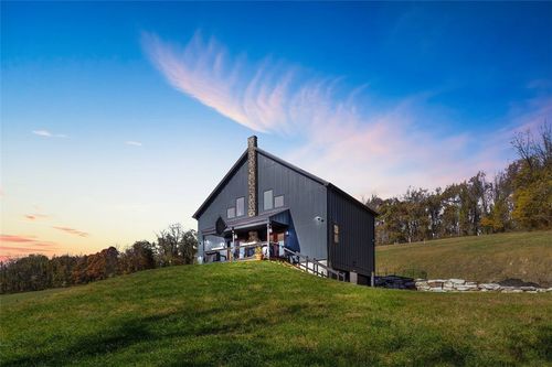 2460 Chapel Rd, Beaver, PA, 15009-7603 | Card Image