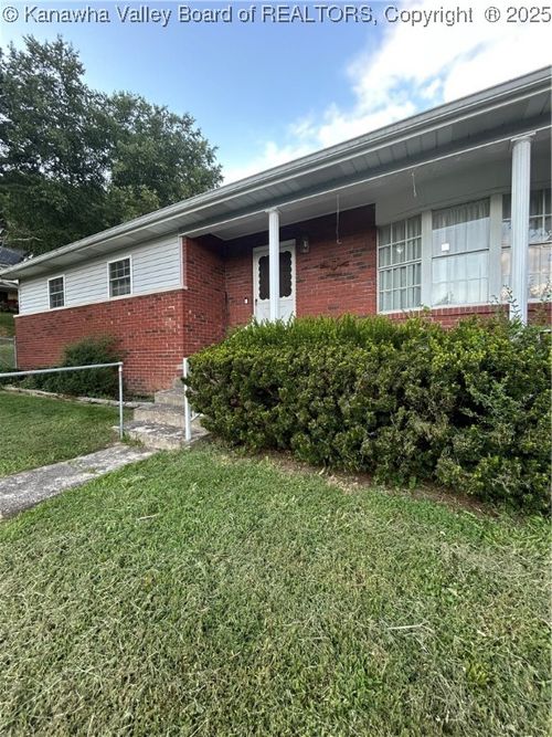 335 Woodland Dr, Madison, WV, 25130-1233 | Card Image