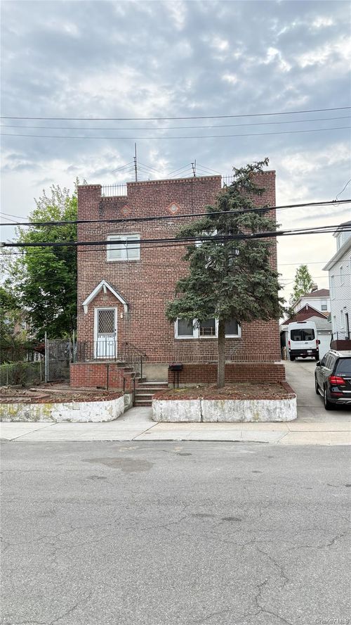 5515 134th St, Flushing, NY, 11355-5119 | Card Image