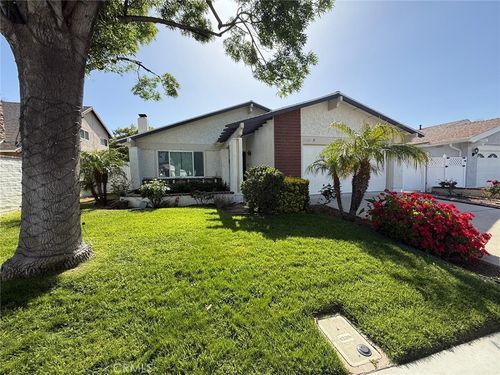 25347 Via Oriol, Valencia, CA, 91355-2601 | Card Image