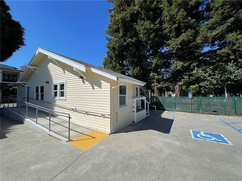 570 Marsh St, SAN LUIS OBISPO, CA, 93401-1904 | Card Image