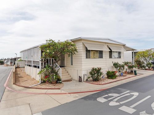 34-1506 Oak Dr, Vista, CA, 92084-3506 | Card Image
