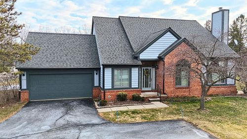 2799 Lochmoor Blvd, Lake Orion, MI, 48360-1950 | Card Image