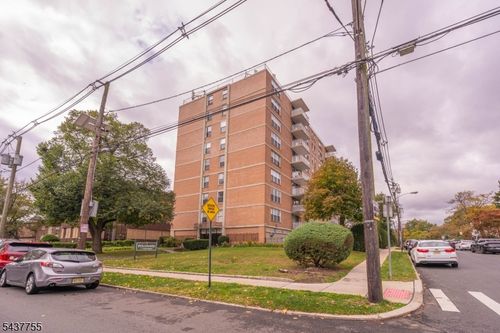 1d-704 N Broad St, Elizabeth, NJ, 07208-2307 | Card Image