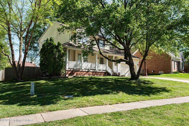 10707 Hickory Cove Ct, House other with 3 bedrooms, 4 bathrooms and null parking in Louisville KY | Image 4