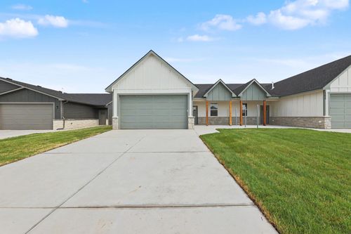 12822 W Red Rock St, Wichita, KS, 67235-7611 | Card Image