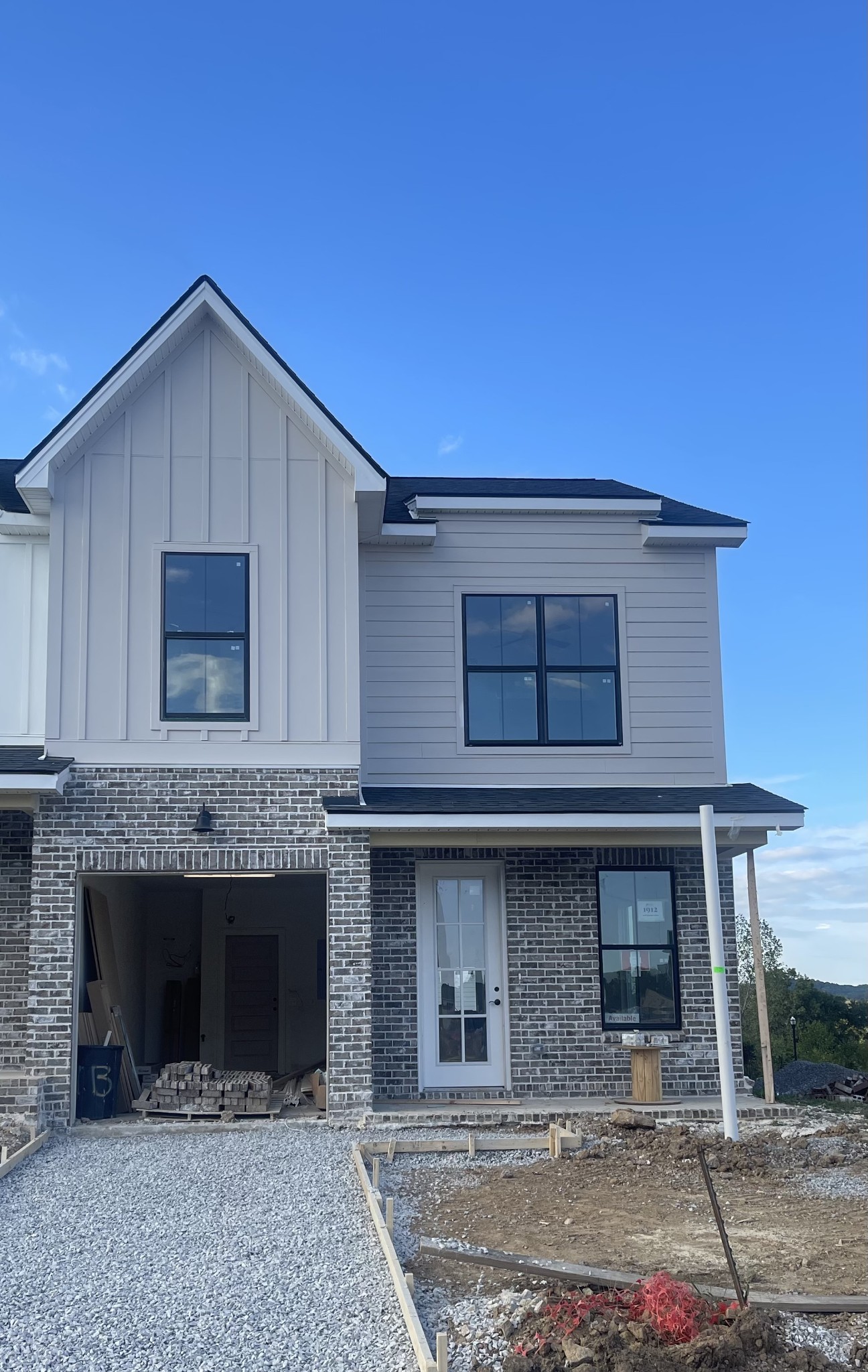 Inman Dr, Thompsons Station, TN 37179