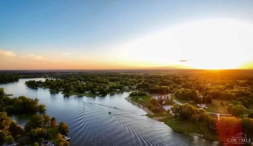 976 Krupp Dr, Fayetteville, OH, 45118-9448 | Card Image