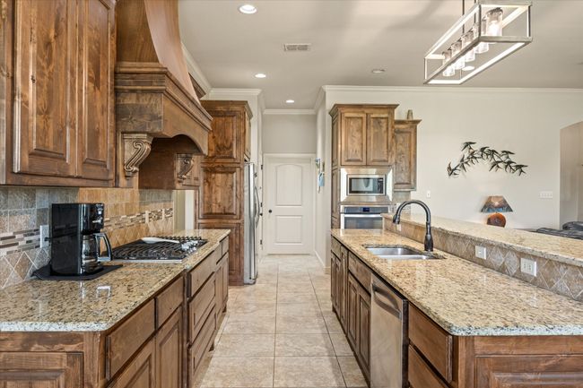 317 Paddle Boat Dr, House other with 4 bedrooms, 2 bathrooms and null parking in Granbury TX | Image 29